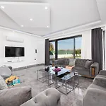 Grand Yasar 2