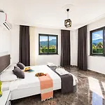 Grand Yasar 2 Villa *