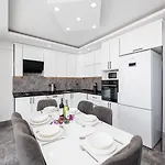 Villa Grand Yasar 2 *